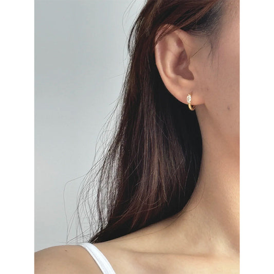 E廠【XDQ10541E】小眾設計馬眼閃鑽耳扣S925純銀精緻優雅鑲鋯石時尚耳環耳環女
26.01-1