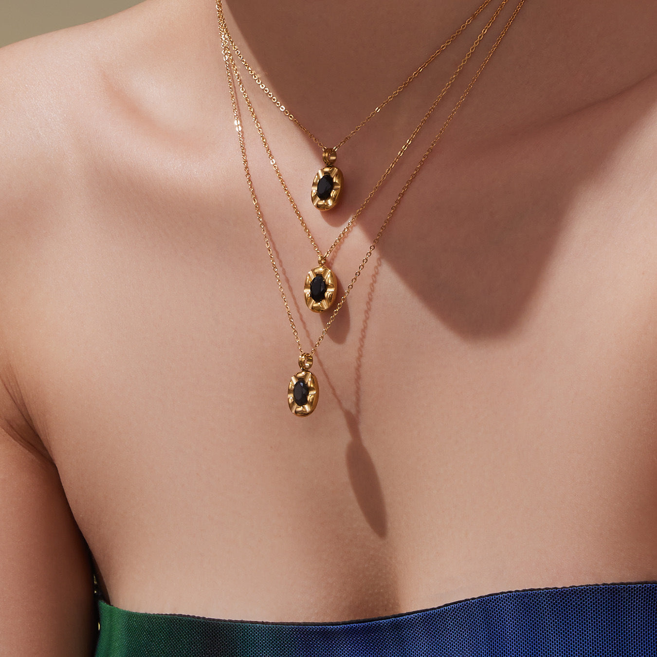 B廠【P1437】歐美新款簡約不鏽鋼幾何橢圓黑色鋯石吊墜項鍊時尚百搭飾品
 25.10-3