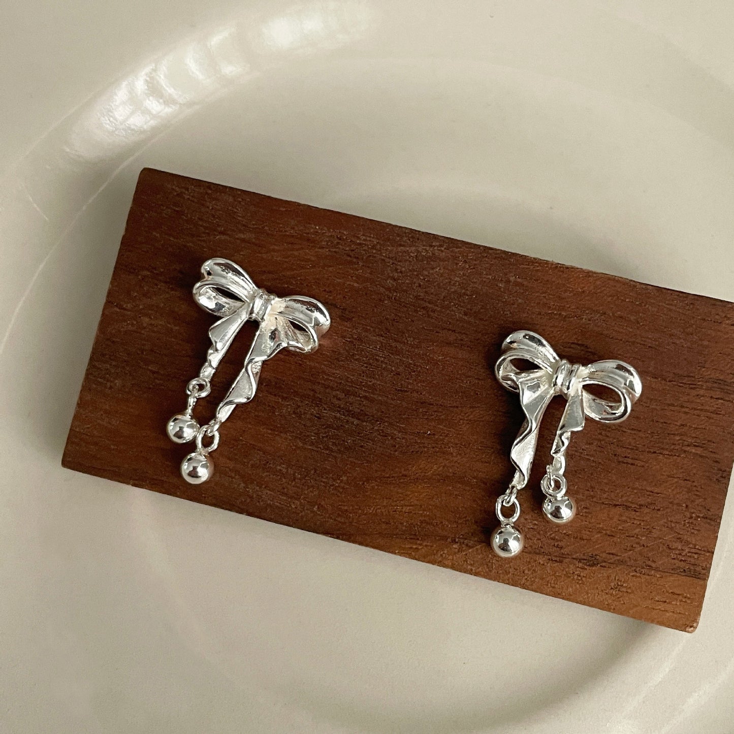 F廠【DQ10790E】999足銀韓系ins風蝴蝶結耳環女小清新甜美圓珠流蘇高級感耳飾 25.04-4