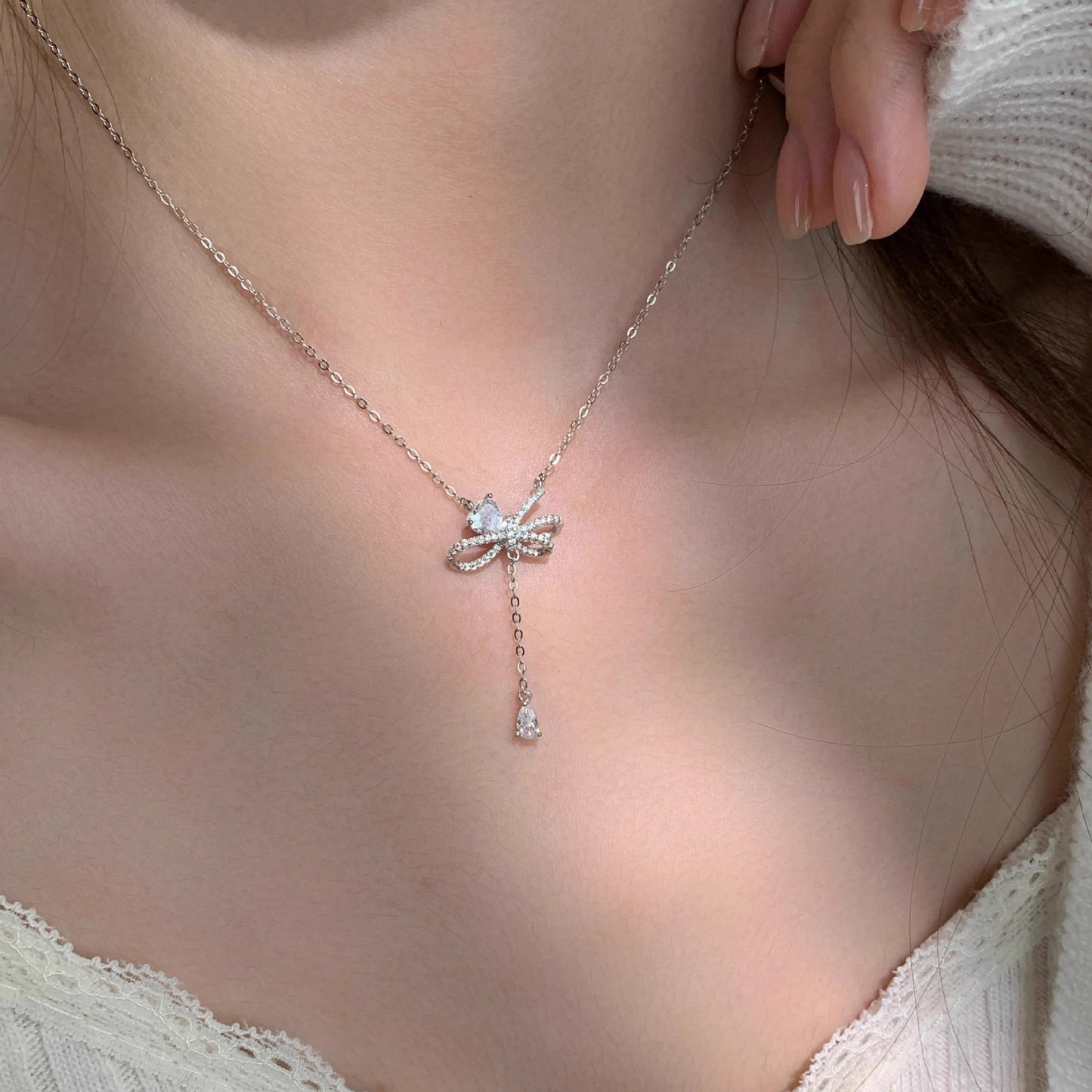 F廠【DQ2093N】S925純銀輕奢小眾蝴蝶結項鍊女愛心閃鋯優雅個性流蘇鎖骨鏈 25.03-2