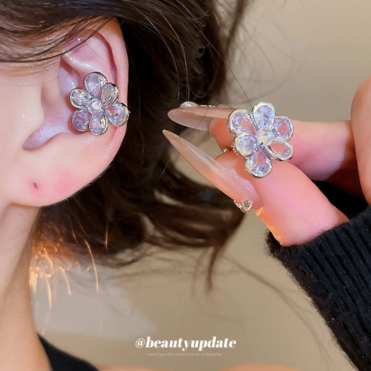 A廠【HE28931】超閃鋯石水滴花朵無耳洞耳骨夾時尚簡約百搭耳夾輕奢高級感耳環女
 25.10-3