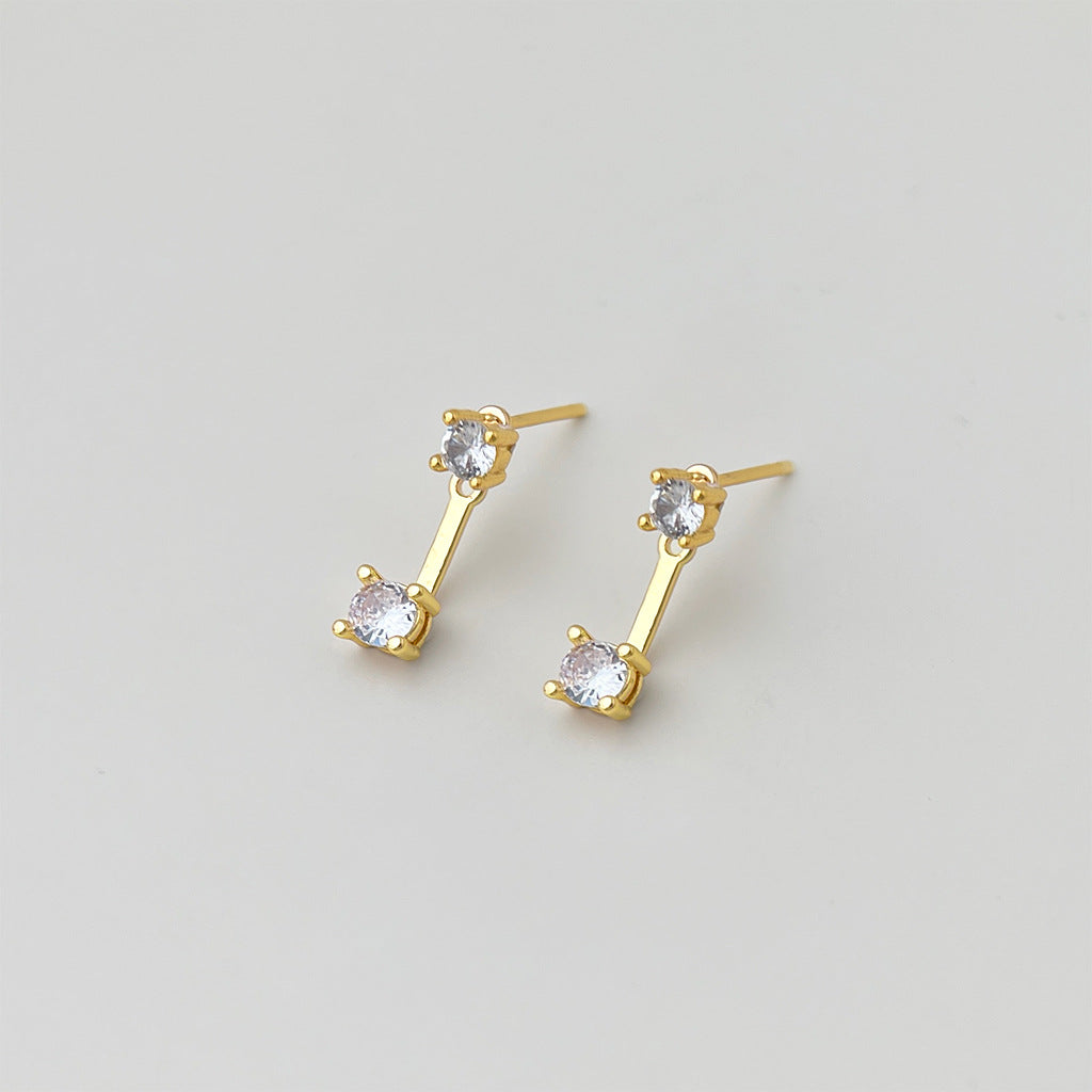 A廠【7184】一款兩戴時尚高級感簡約輕奢風925銀針通勤百搭新款耳環
25.12-2