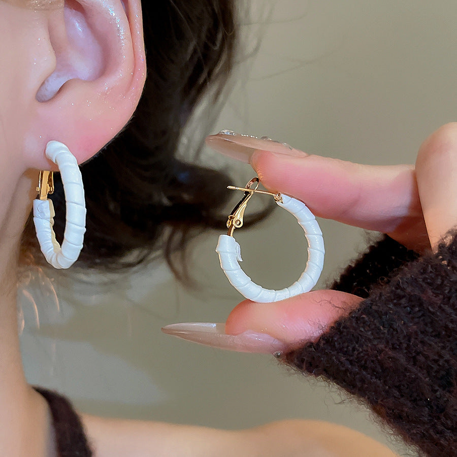 A廠【HE28938】925銀針復古皮革纏繞耳圈秋冬款個性潮流氣質耳環時尚小眾設計感耳飾 25.10-3