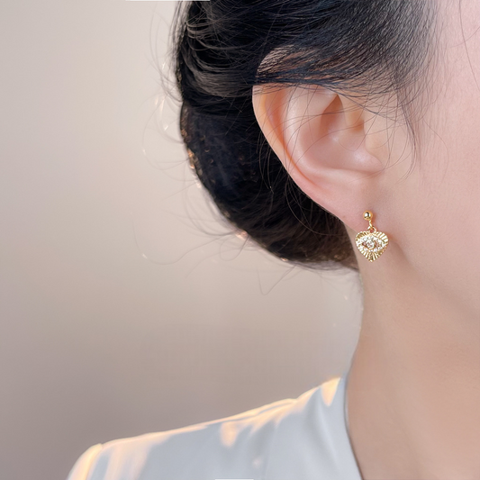 A廠【7082】實物很小迷你簡約小巧微鑲鋯石眼睛愛心時尚通勤耳環飾品耳環
 26.04-3