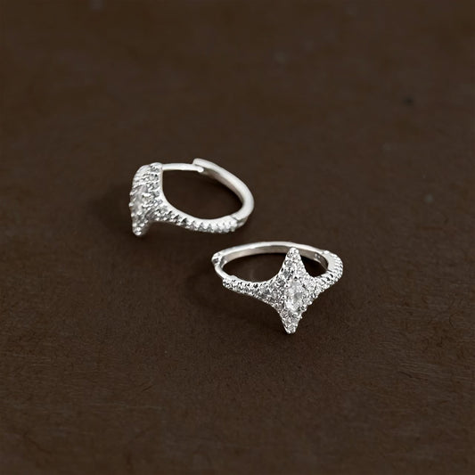 A廠【7500】個性甜酷微鑲鋯石芒星小眾通勤百搭耳扣女時尚高級感ins耳飾
 26.04-3