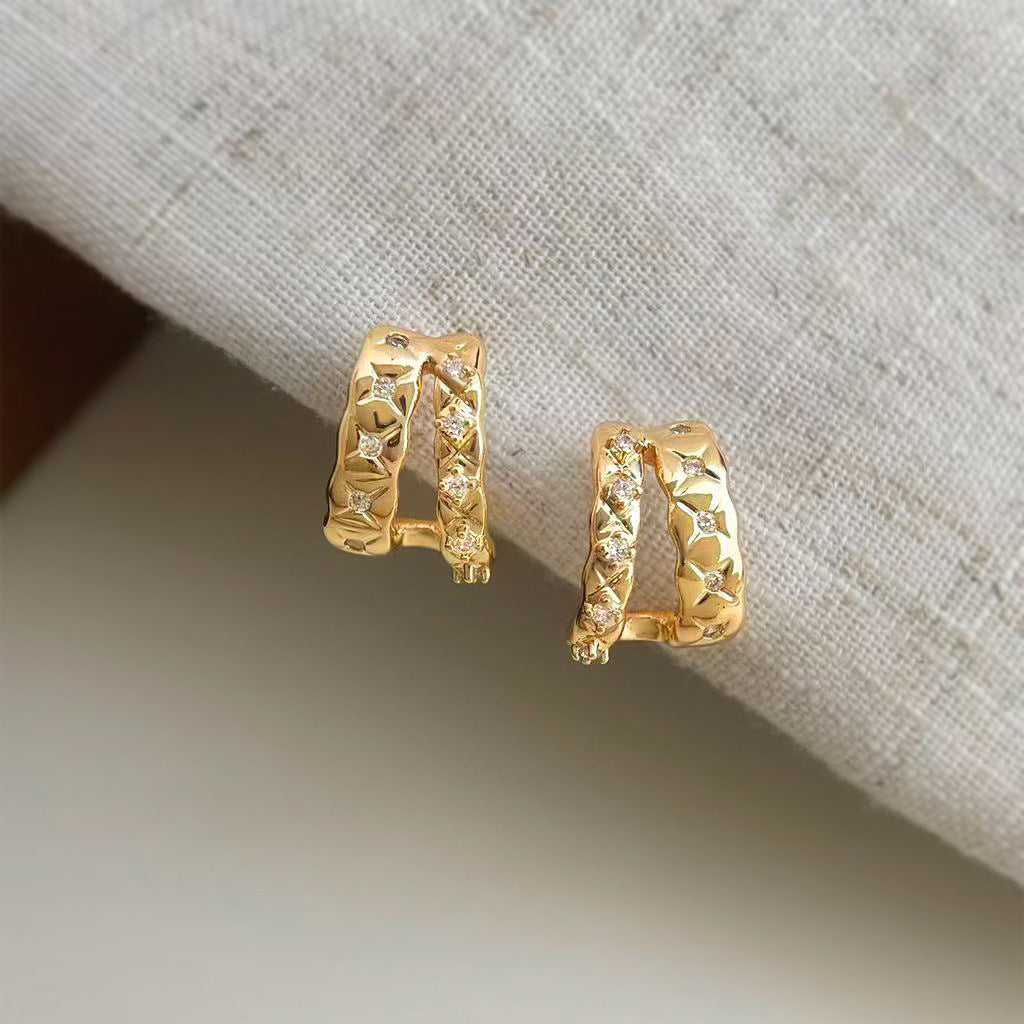 A廠【7222】微鑲鋯石時尚高級感幾何925銀針保色 新款輕奢風芒星耳飾耳環
 25.12-2