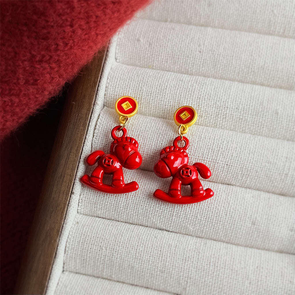 A廠【7207】馬上有錢馬年新年款木馬吉祥新款個性國潮耳環耳環女
 25.12-2