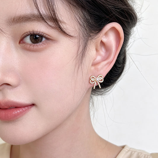A廠【8236】 小香風微鑲鋯石珍珠蝴蝶結清新甜美可愛耳釘氣質優雅飾品耳飾
 26.09-4