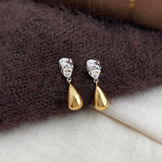 A廠【7277】老錢風雙拼色時尚高級感925銀針新款幾何水滴耳環 肌理紋耳飾
 25.12-4