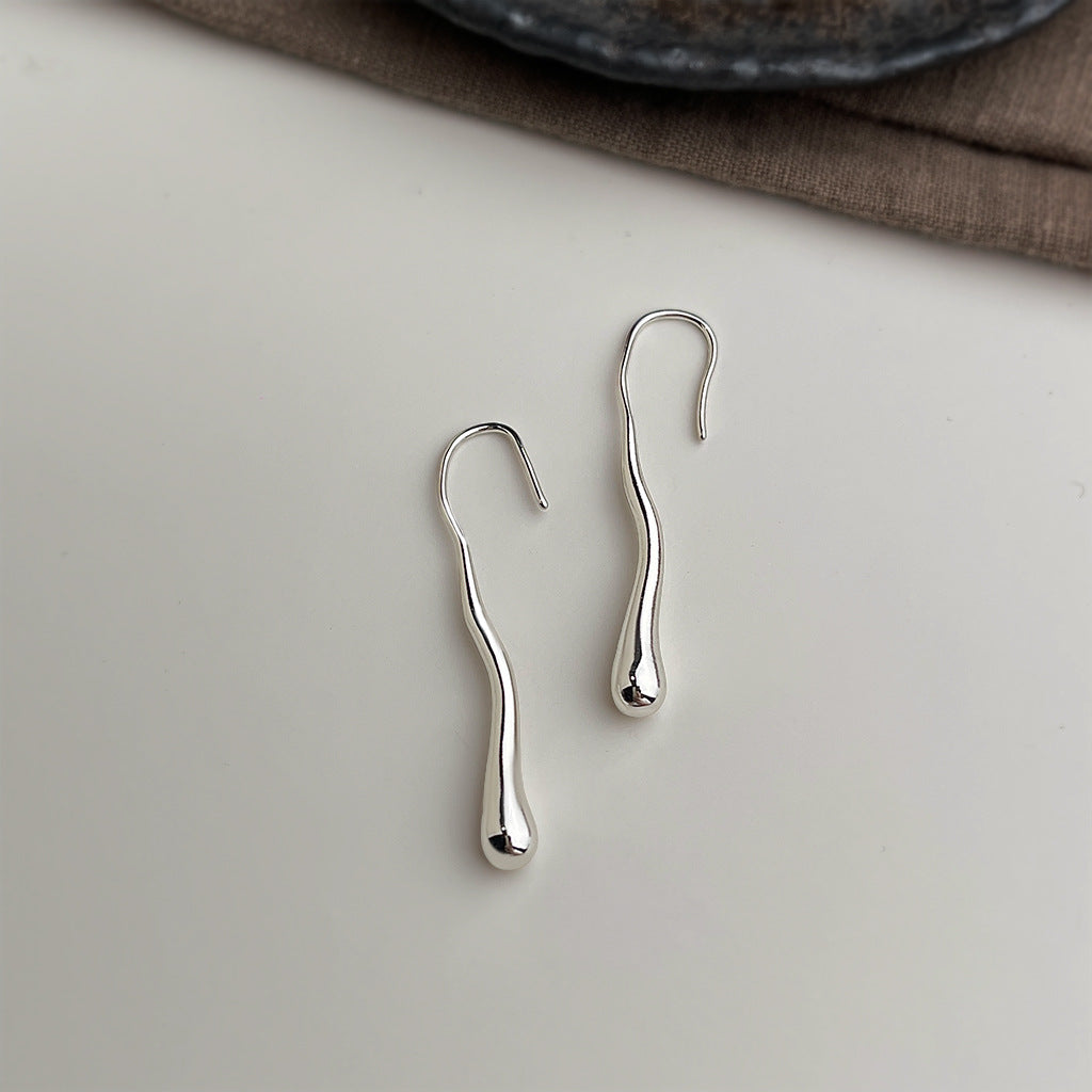 A廠【8241】 淺咖啡金光面水滴液態時尚高級感輕奢風長款耳飾耳環飾品
 26.09-4