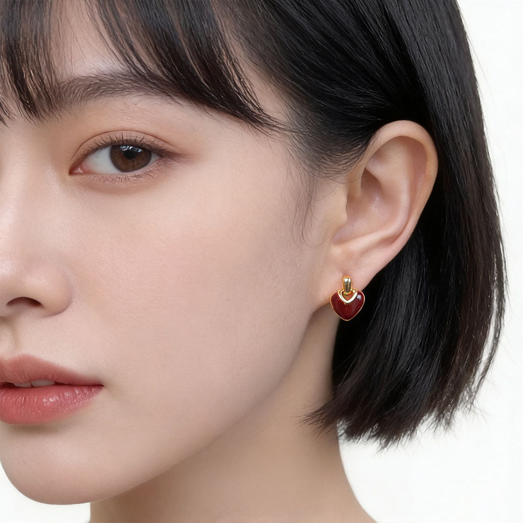 A廠【7256】時尚高級感文藝復古925銀針琺瑯滴釉愛心耳飾港風耳釘
 25.12-3