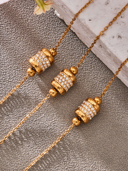 B廠【E223】歐美風氣質百搭日字微鑲鋯石手鍊組合不鏽鋼鍍18k真金時尚冷淡風
 26.03-2