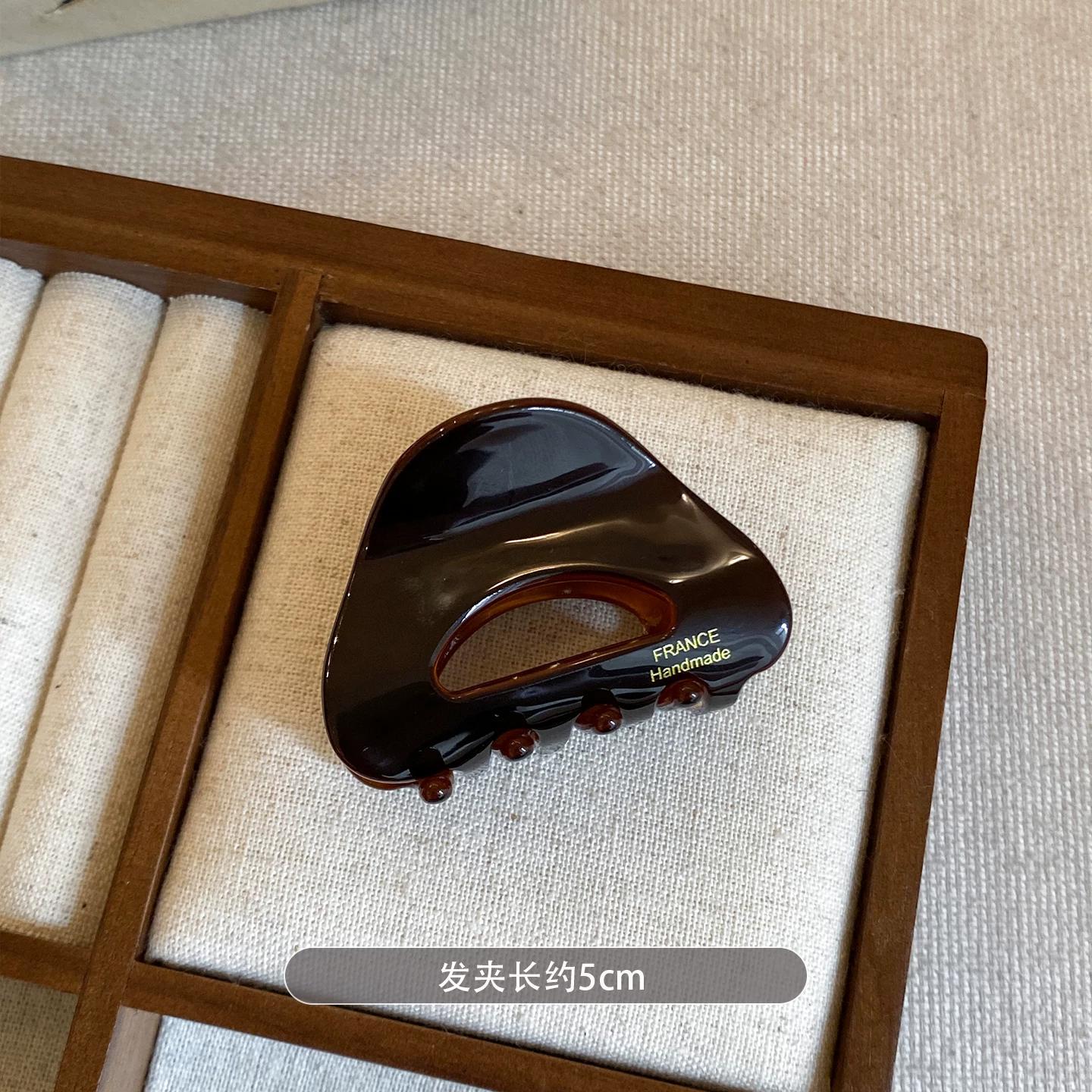 C廠【Q32】小號醋酸三角高馬尾抓夾女高級感半紮髮鯊魚夾子氣質百搭髮夾頭飾
 26.05-3