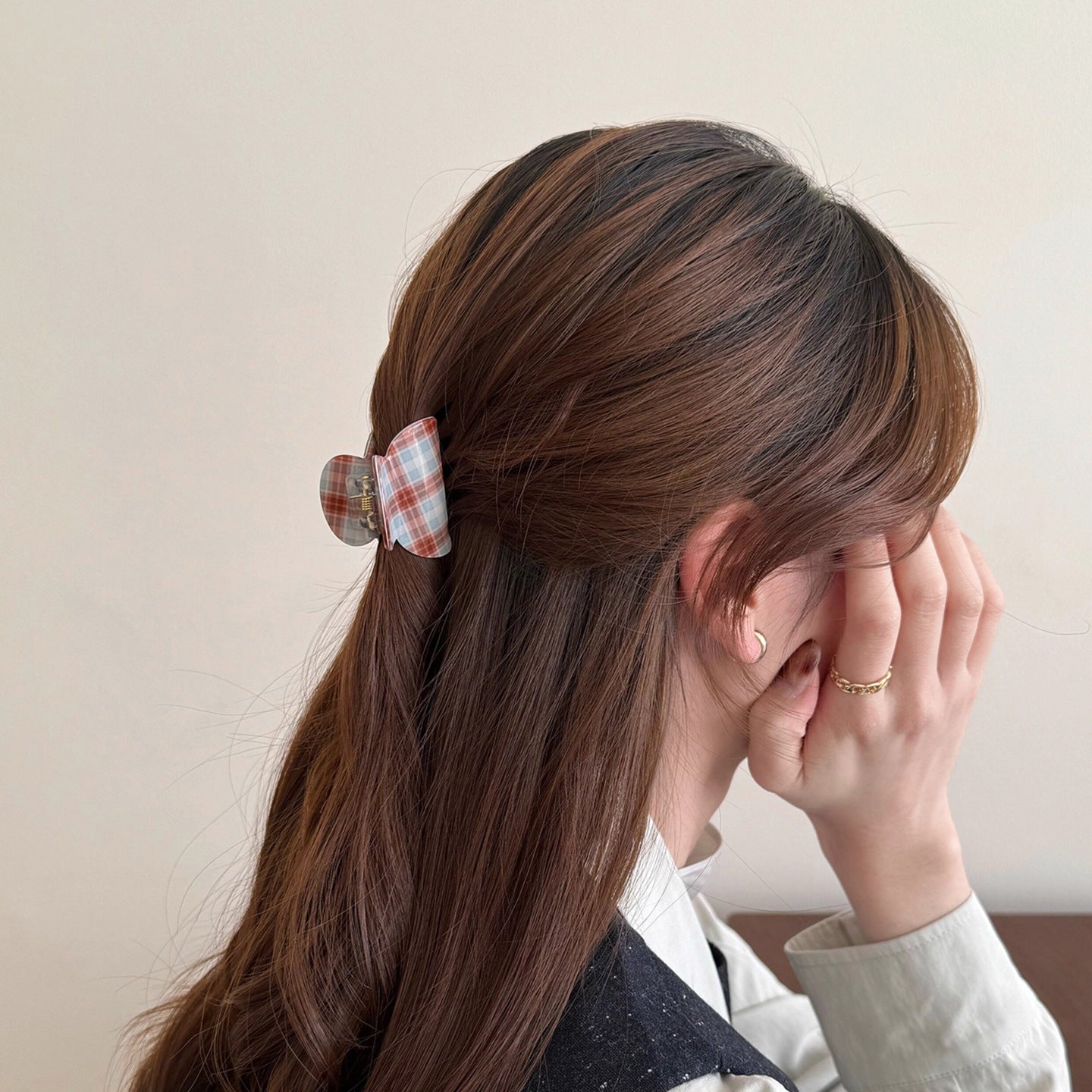 C廠【X128】簡約格紋抓夾女高級感2026新款韓系ins氣質髮夾後腦勺鯊魚夾頭飾
 26.04-3