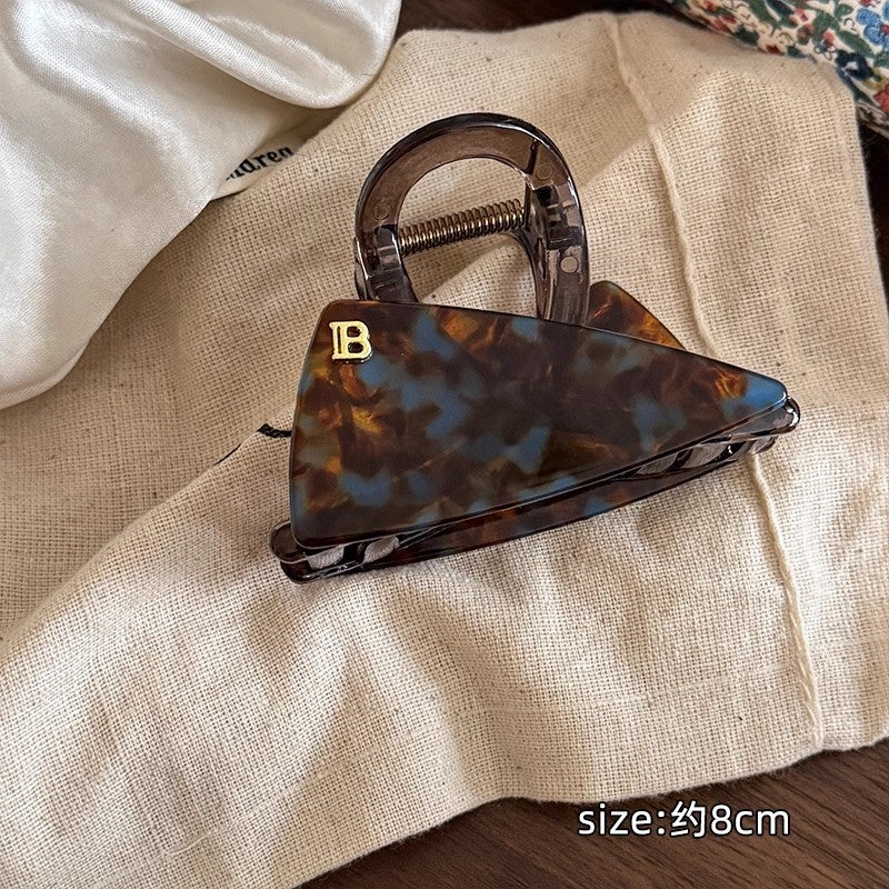 C廠【P85】韓國版三角豹紋醋酸頭髮抓夾女鯊夾2025新款盤髮夾時尚高級感髮飾
 25.12-3「C廠-單筆結帳需滿，NT$500出貨(不含運費)」