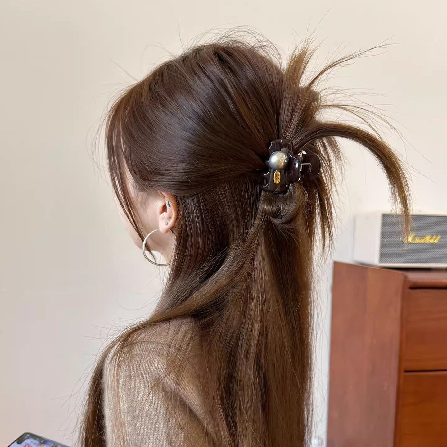 C廠【X7】高級感珍珠小金標高馬尾抓夾女半紮髮後腦勺髮夾2026新款鯊魚夾子
 26.03-2