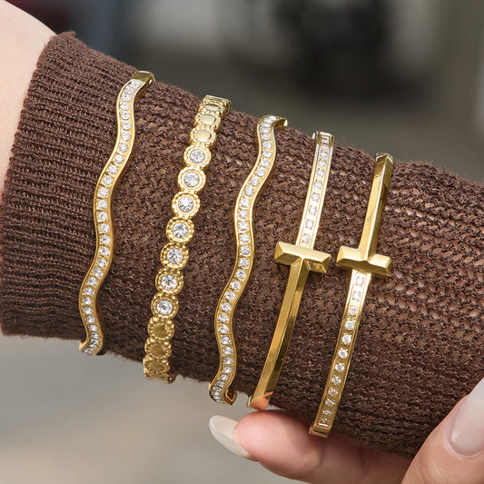 B廠【Z063】歐美INS風鑲5A鋯石滿鑽環形不鏽鋼手鐲組合簡約時尚氣質手飾
 26.04-1