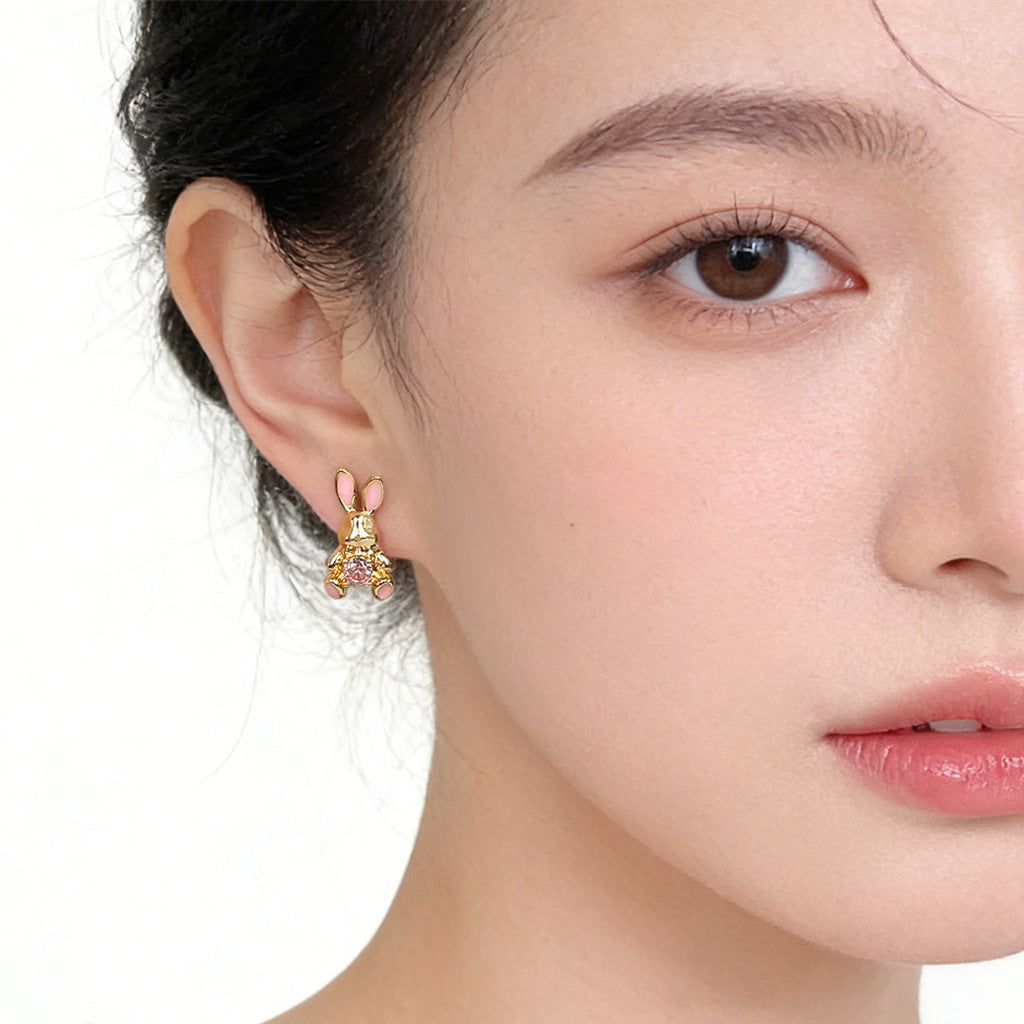 A廠【7361】原創設計可愛不對稱甜美兔子耳環鑲嵌鋯石銀針趣味童趣耳飾女
 26.01-3