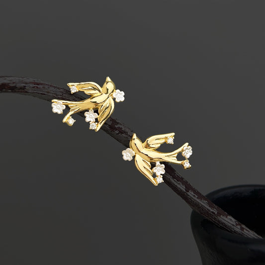 A廠【7528】原始設計國潮元素飛鳥集微鑲鋯石鍍銀針個性創意新耳環耳環
 26.04-4