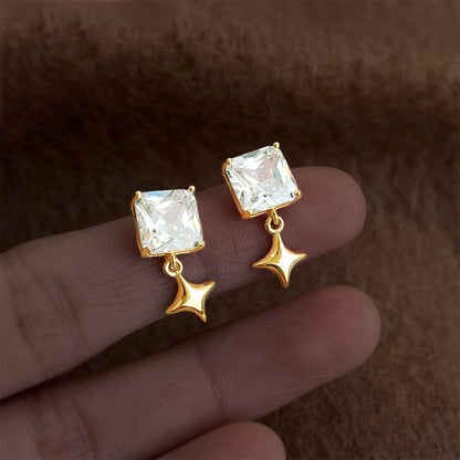 A廠 【5040】時尚高級感個性芒星幾何方形鋯石新款耳環耳環飾品供應鏈
 26.03-3
