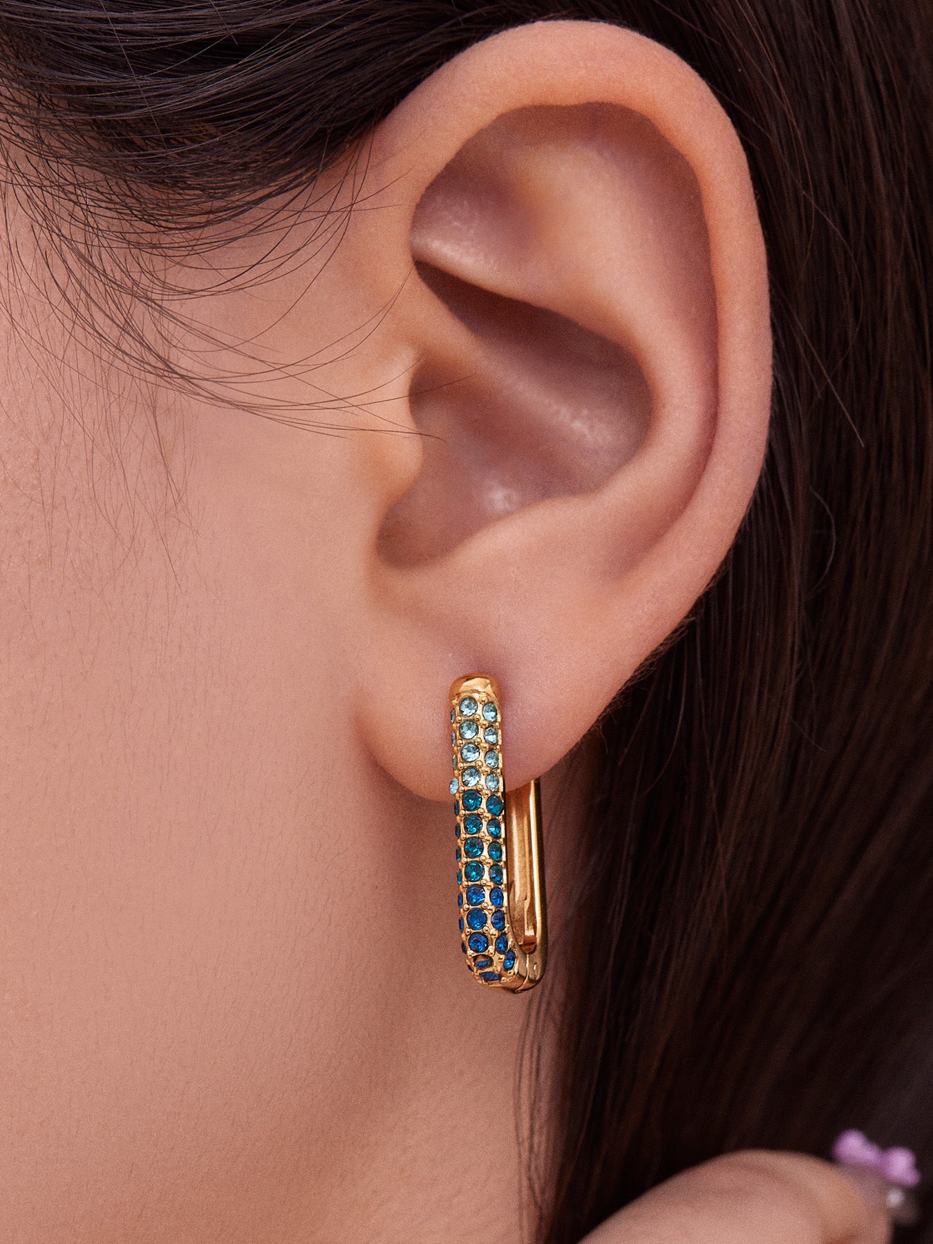 B廠【F836】跨國新款彩色5A鋯石長款U型耳扣耳圈不鏽鋼鍍18k真金不掉色
 25.11-2