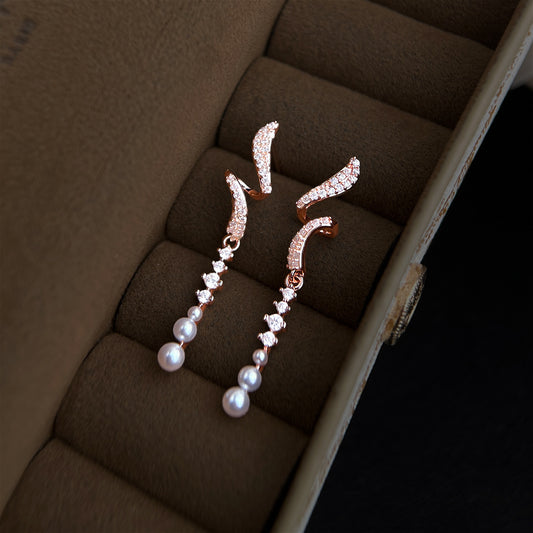 A廠【7457】時尚優雅氣質長款微鑲鋯石水滴流蘇高級感新款耳環耳環飾品女
 26.04-1