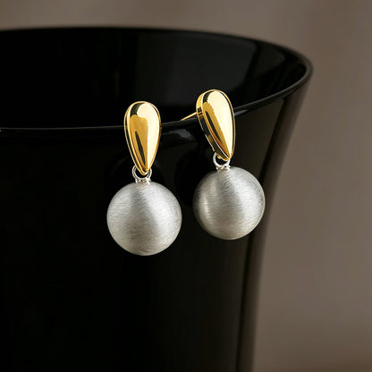 A廠【7505】雙色電鍍拉絲質感圓形幾何球球銀針耳環時尚高級感水滴耳飾女
 26.04-3