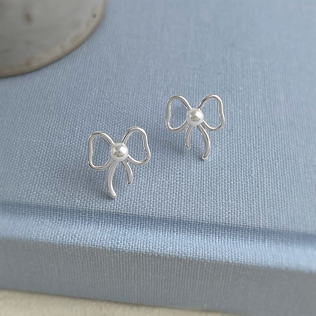 A廠【3992】甜酷風設計感蝴蝶結耳環小眾個性鏤空線條冷淡風繩結高級感耳飾女
 26.01-1