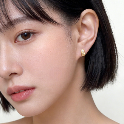 A廠【7402】微鑲鋯石簡約小巧時尚通勤幾何新款耳環日常百搭耳環女
 26.03-4