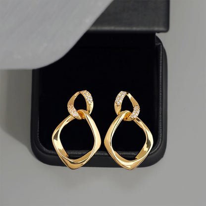 A廠【7323】時尚高級感重工質感銀針微鑲鋯石雙層立體幾何鏤空耳飾耳環女
 26.01-2