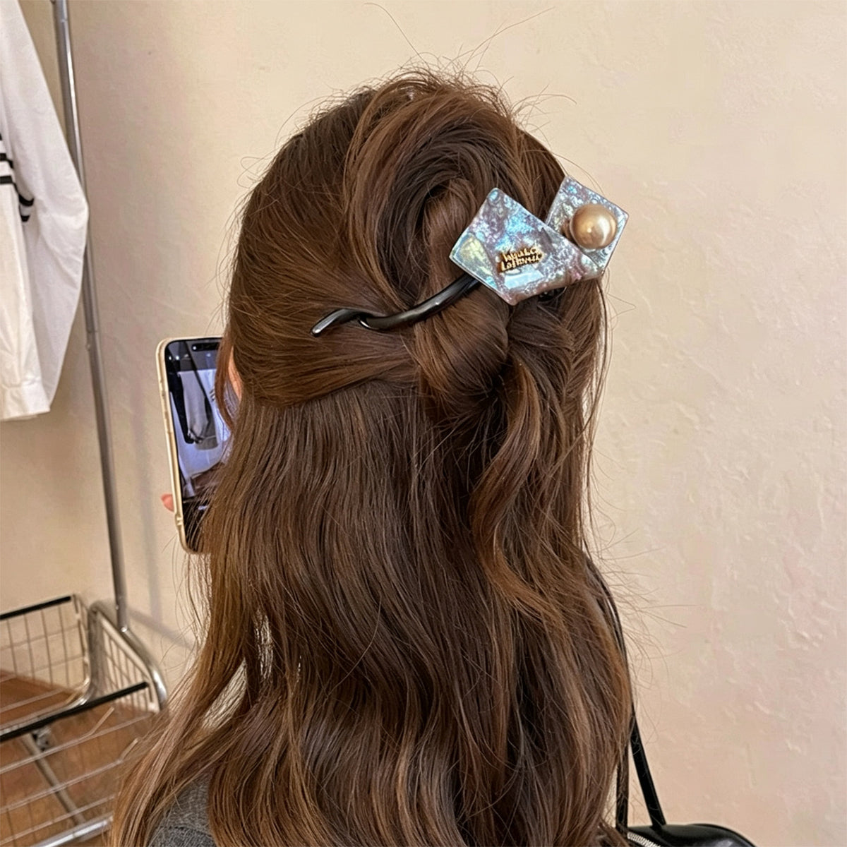 C廠【X892】幻彩珠金標扭扭夾女高級感後腦勺盤髮抓夾2026新款一字髮夾髮飾
 26.09-3