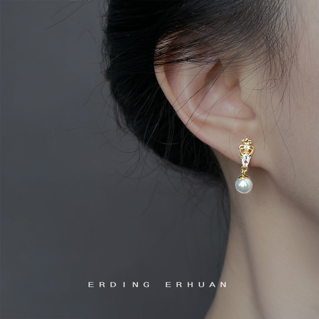 A廠【6889】時尚輕奢風微鑲鋯石小香風珍珠耳環氣質簡約通勤百搭耳環飾品
 25.10-3