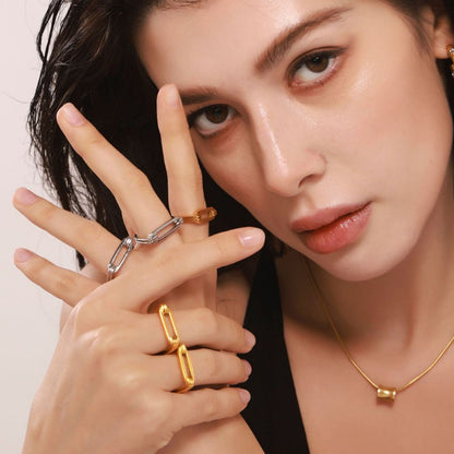 B廠【A792】長方幾何鏤空戒指時尚個性不鏽鋼18K真金PVD電鍍食指戒 25.03-1