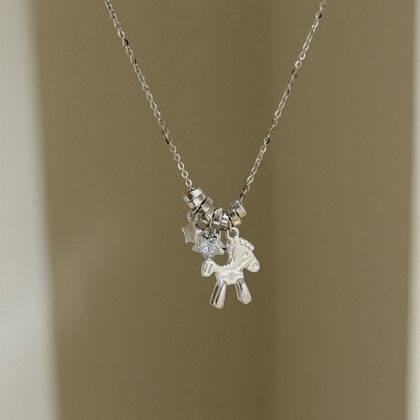 E廠【XDQ0282N】925純銀星野小馬項鍊女小眾設計感本命年鎖骨鍊馬年新款
 25.12-2