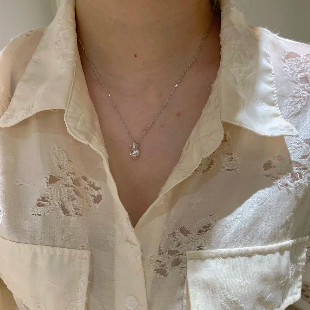 E廠【XDQ0358N】S925純銀法式鳶尾花鋯石項鍊女復古輕奢爆閃單鑽氣質鎖骨鏈潮
 26.09-3
