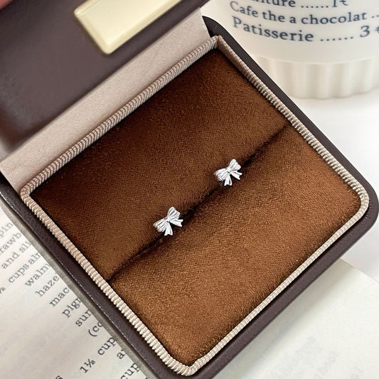 E廠【XDQ10657E】甜美精緻S999純銀蝴蝶結耳環女小眾設計感百搭養耳洞耳飾
 26.03-4