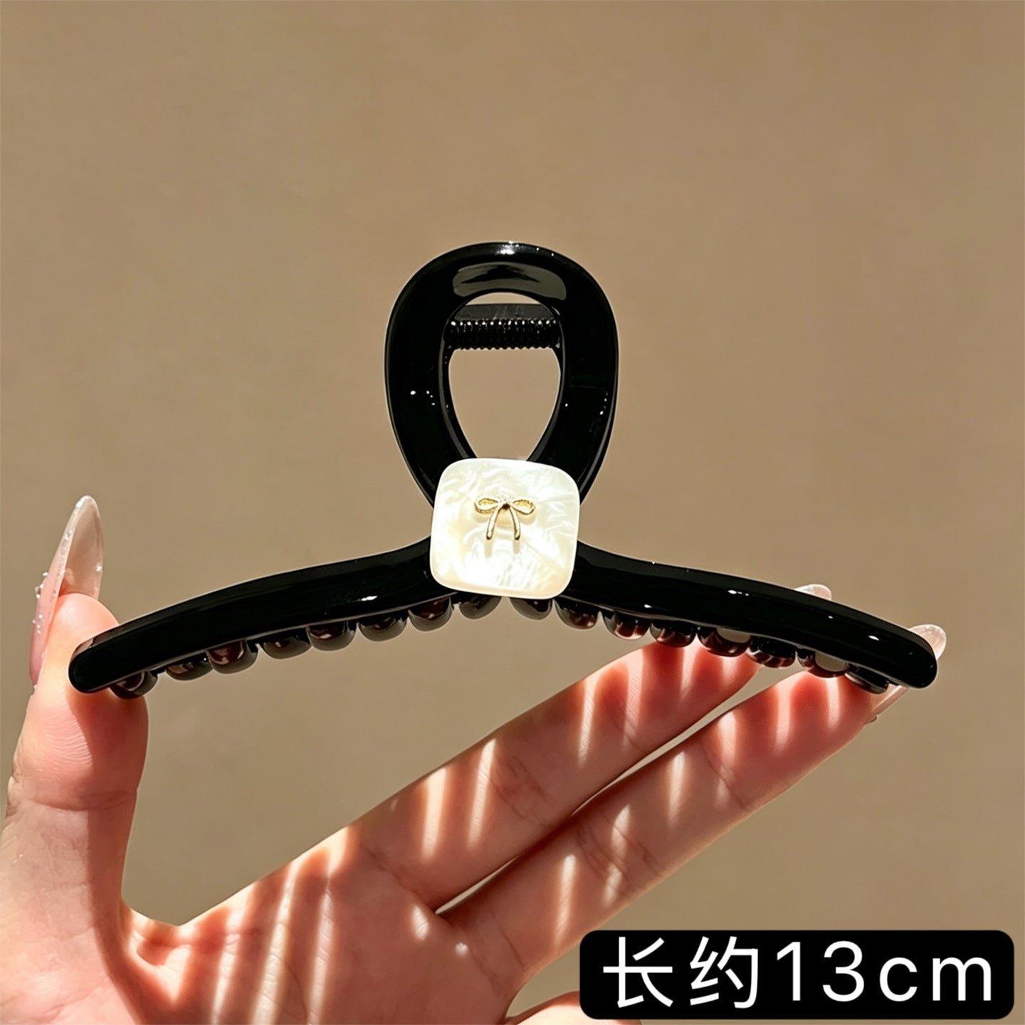 C廠【X203】高級感蝴蝶結抓夾女2026新款氣質後腦勺髮夾盤發大鯊魚夾子頭飾
 26.04-5「C廠-單筆結帳需滿，NT$500出貨(不含運費)」
