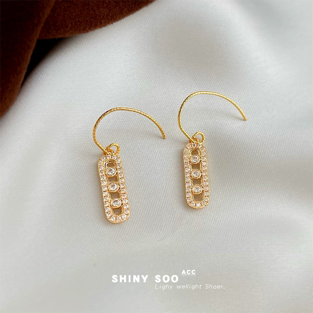 C廠【7076】極簡主義~時尚高級感微鑲鋯石幾何橢圓長條法式新款
 25.11-2