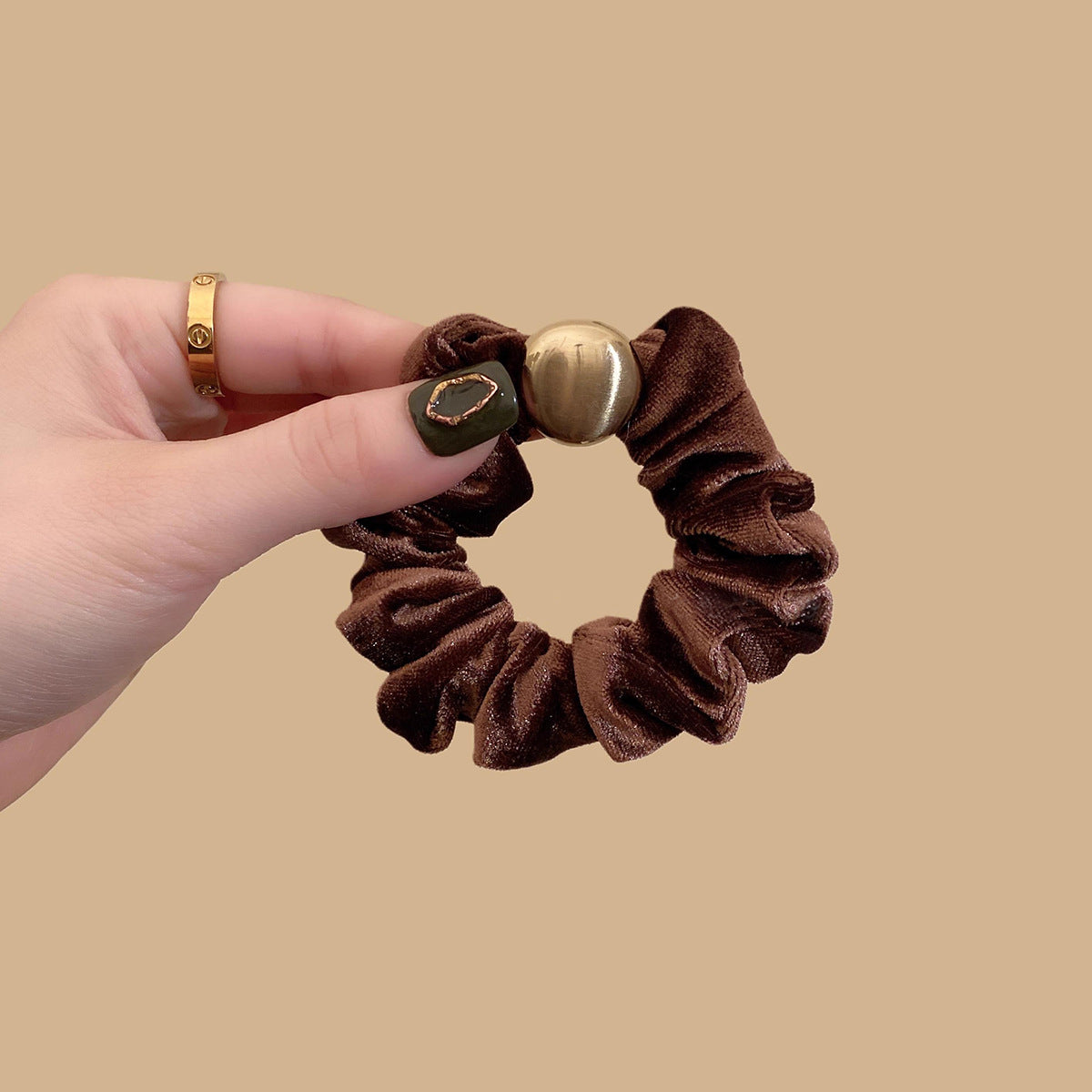 C廠【Y989】復古高級感絲絨小腸髮圈女2025新款秋冬紮頭髮繩氣質百搭馬尾頭繩
 25.12-4「C廠-單筆結帳需滿，NT$500出貨(不含運費)」