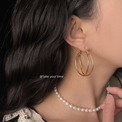 A廠【5723】時尚高級感 鍍14K旋轉幾何交叉圓形耳圈氣質誇張通勤圓圈耳環 25.03-3