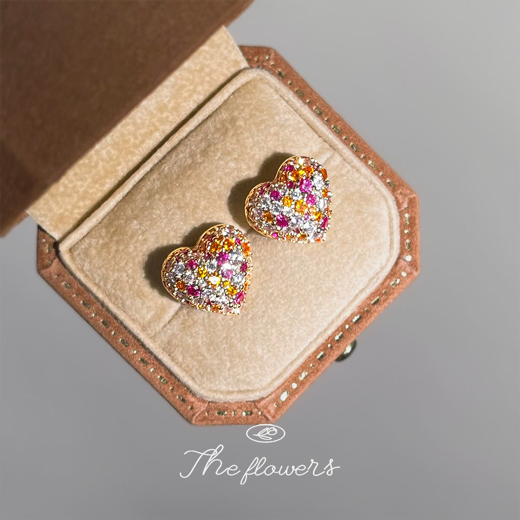 A廠【7180】輕奢風時尚滿鋯石彩鑽愛心 925銀針耳環女時尚高級感通勤百搭耳飾
 25.12-1