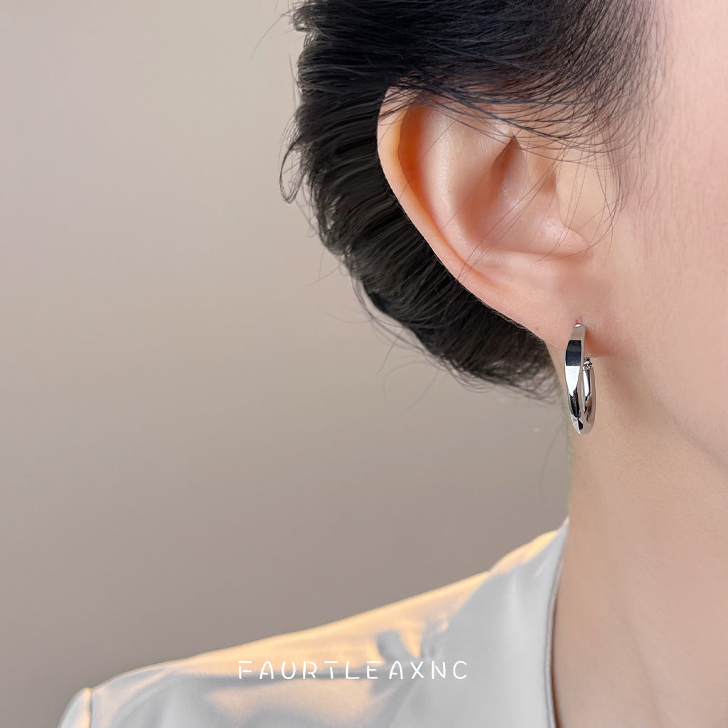 C廠【7017】個性甜酷風時尚通勤百搭ins圓形幾何圓耳環925銀針耳圈耳飾
 25.11-1