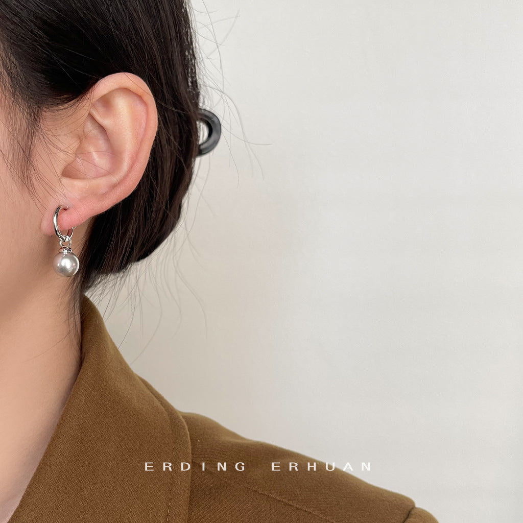 C廠【3307】冷淡風高級感爆款質感灰色珍珠耳環時尚通勤輕奢真多麻灰耳環耳環
 25.11-1