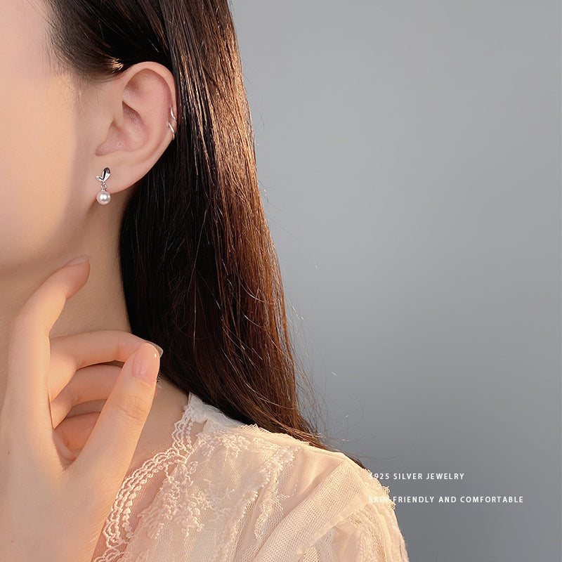 E廠【YC9888E】S925純銀優雅葉珍珠耳環女高級感時尚通勤百搭耳飾 24.03-1