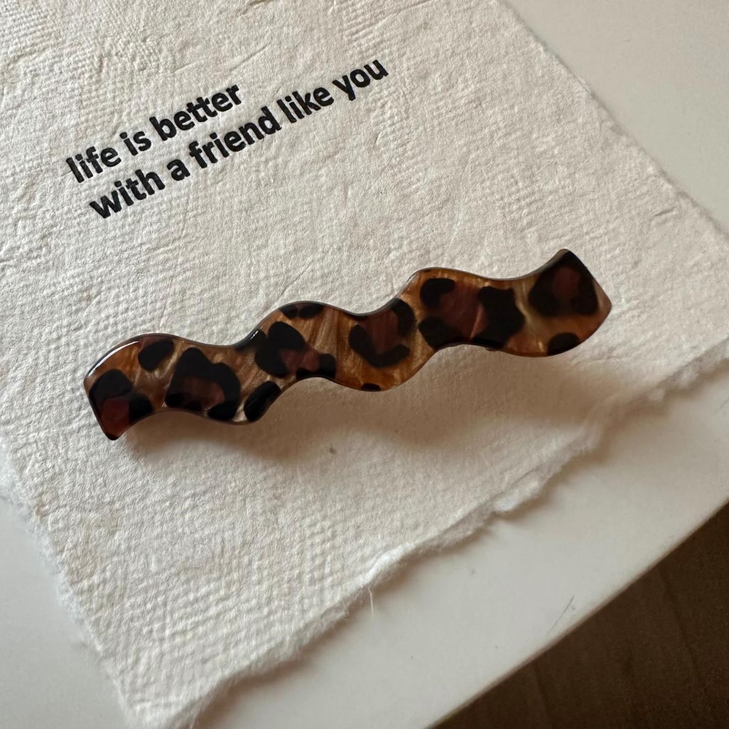 C廠【X136】韓國版新款咖色豹紋醋酸髮夾瀏海夾碎髮邊夾氣質百搭側邊夾髮卡髮飾
 26.04-3