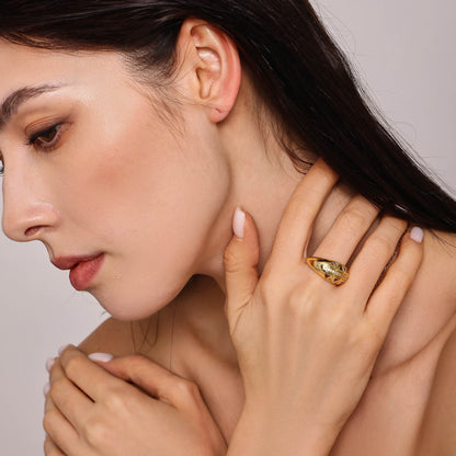 B廠【A729】新款宮廷風ins輕奢時尚銅材質幾何三角鑲鋯石開口戒指女 25.02-2