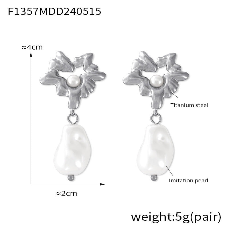 B廠【F1357】法式復古優雅耳飾INS風經典鈦鋼鍍18k金熔岩感愛心貝珠吊墜 24.05-4