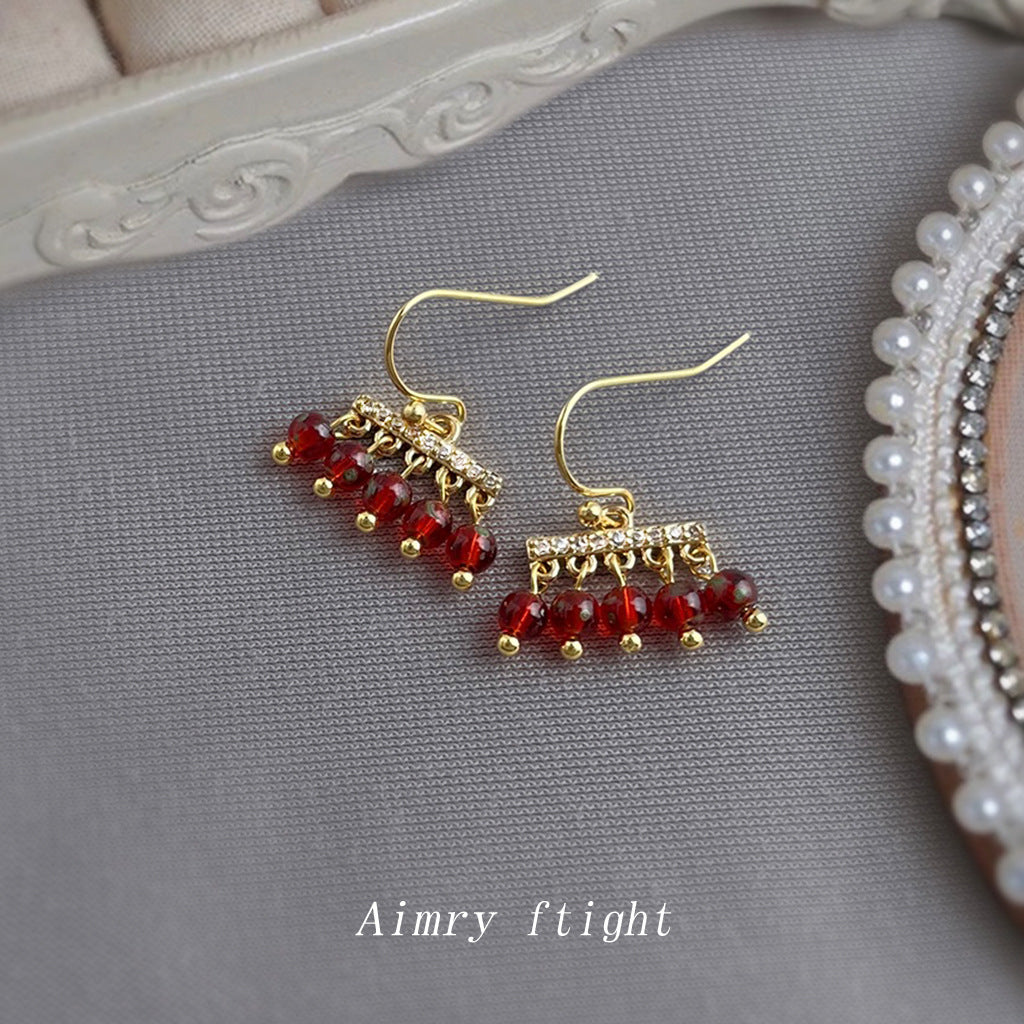 C廠【7081】文藝復古微鑲鋯石民族風流蘇氣質簡約高級感新款耳飾
 25.11-2