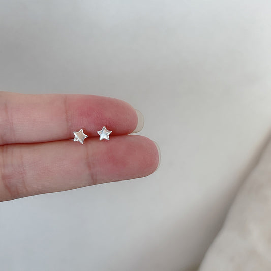 E廠【XDQ11374E】S999純銀迷你簡約星星耳環女小清新少女感星形百搭養耳耳飾潮
 25.12-4