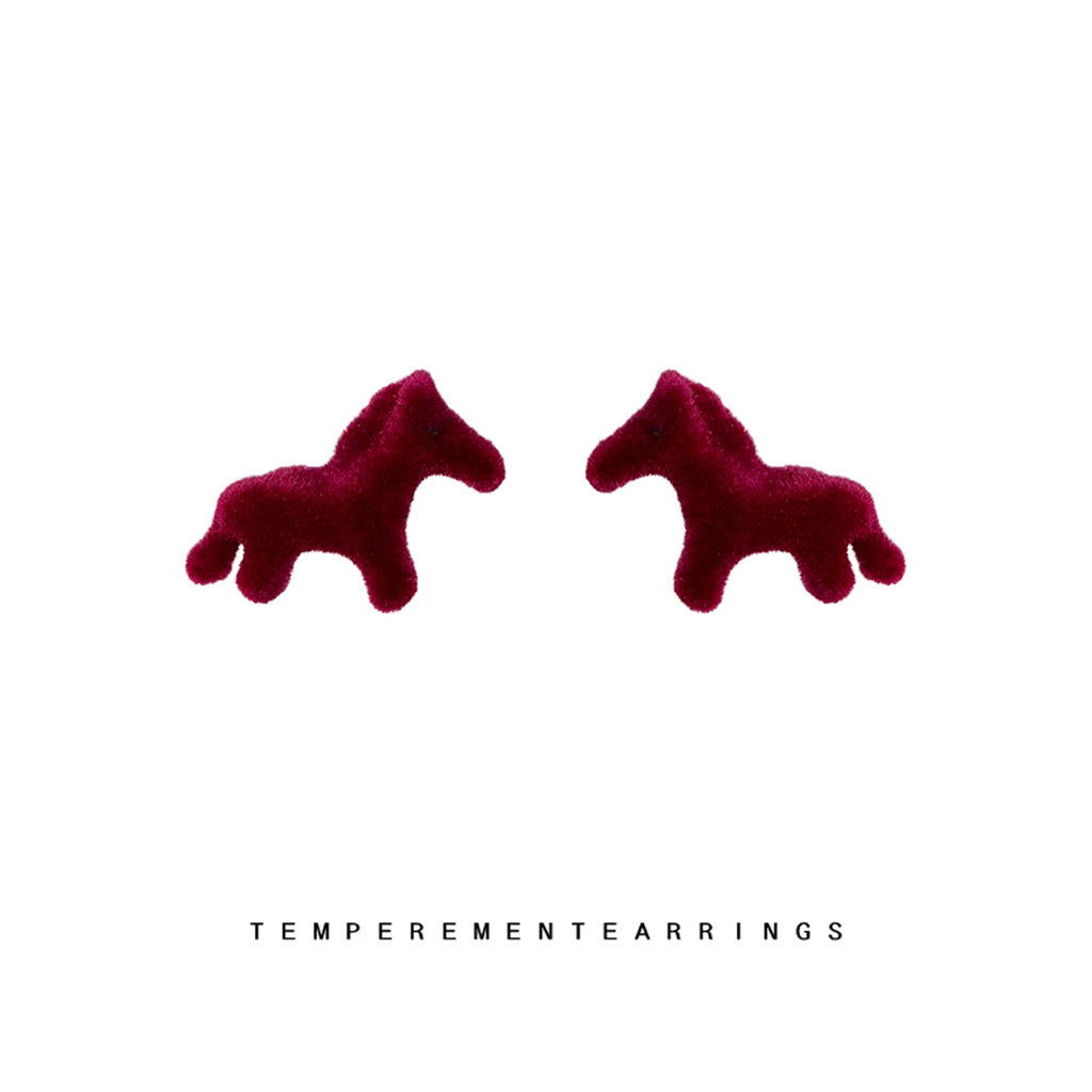 A廠【7188】植絨酒紅色銀針小馬耳環個性本命年新款文藝範秋冬耳飾飾品女
 25.12-1